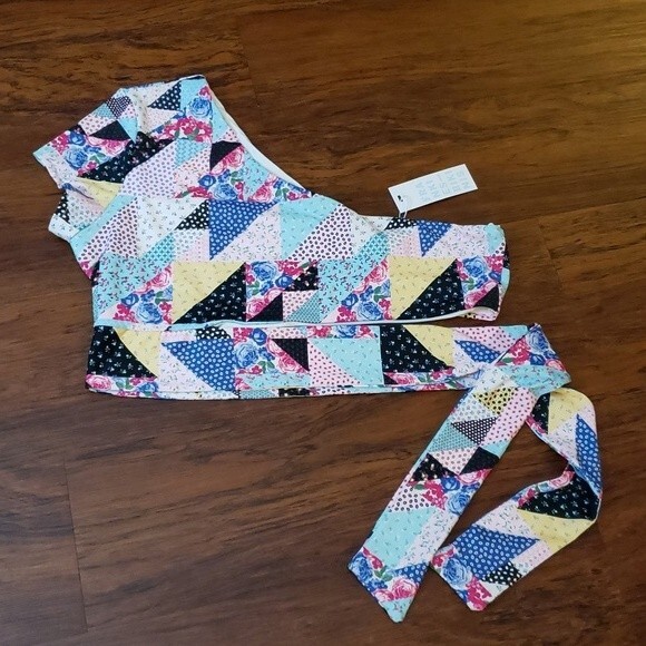 NWT Frankie's Bikinis Pink Blue Crochet Patches Puck Bikini Swim Top Size Large - Picture 2 of 4